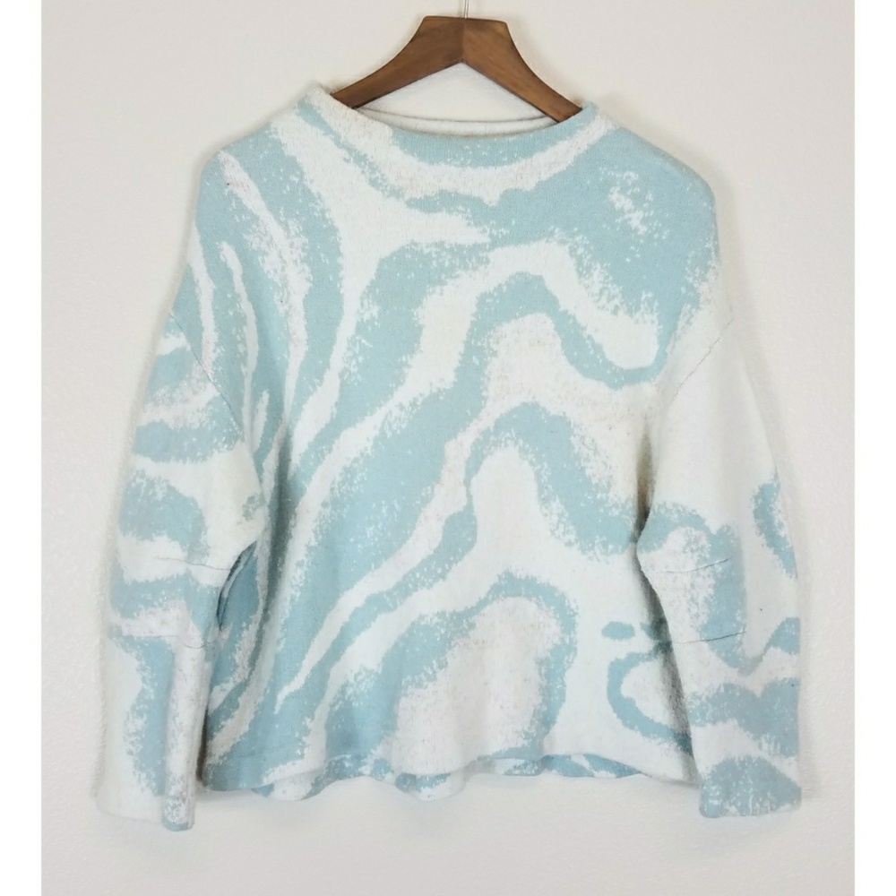 NWOT Sleeping on Snow Blue and White sweater
